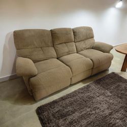 Comfortable 3-Seat Beige Reclining Sofa