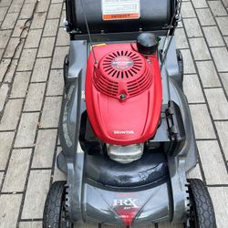 21” Honda HRX217 Self Propelled Lawn Mower/Lawnmower 