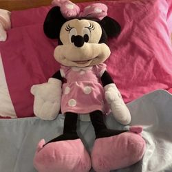 Disney Minnie Mouse Stuffed Animal