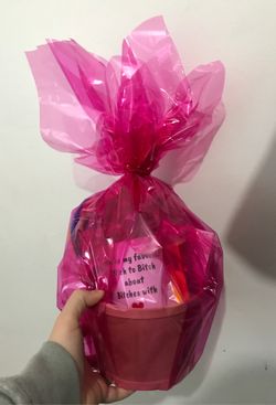 Valentine’s Day baskets for your BFF!