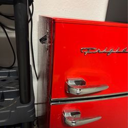 Frigidaire small fridge and freezer