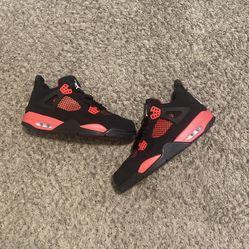 Air Jordan 4 Red Thunder 