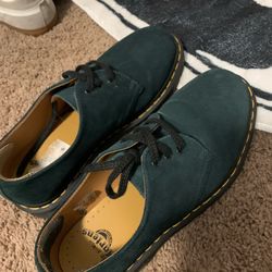 Men’s 9.5 Doc Martin Loafer