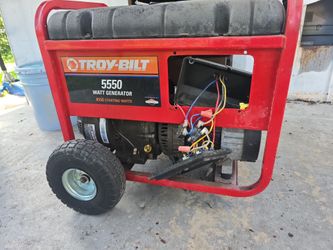 Troy-Bilt 5550 watt generator
