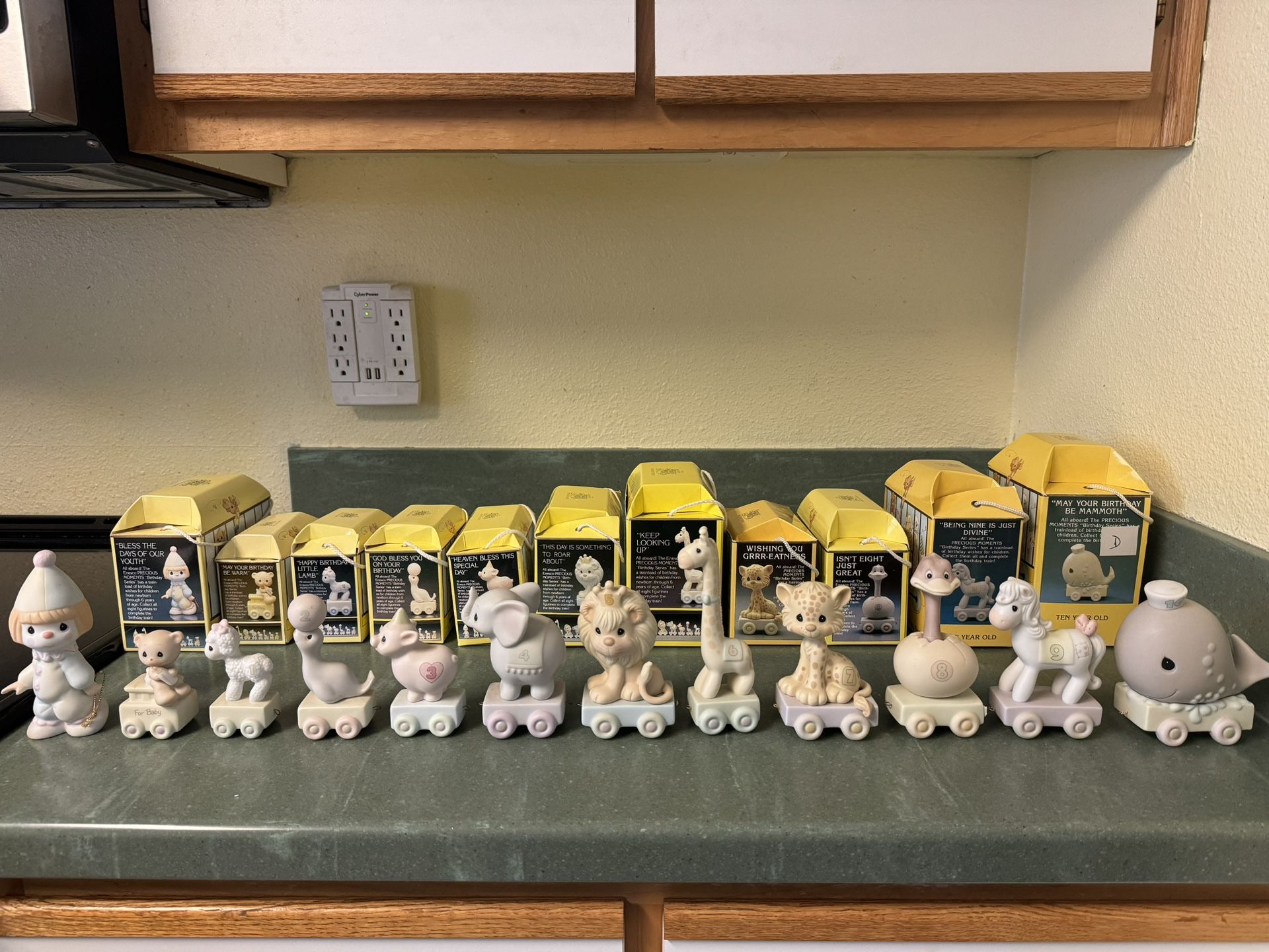 PRECIOUS MOMENT BIRTHDAY TRAIN SERIES 12 PIECES ENESCO DESIGNED GIFTWARE