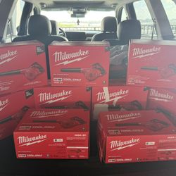 Milwaukee Compact Blower