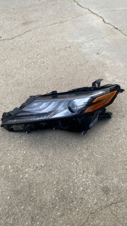 2018-2024 headlight Toyota Camry