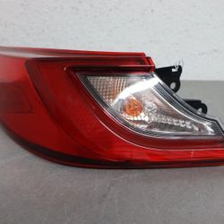 2025 2026 TOYOTA CAMRY LE SE LEFT SIDE TAIL LIGHT HALOGEN WITH LED