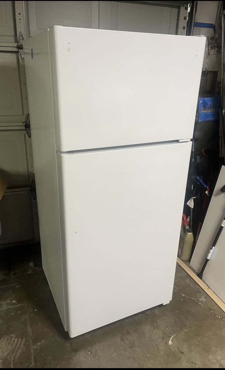 GE Refrigerator