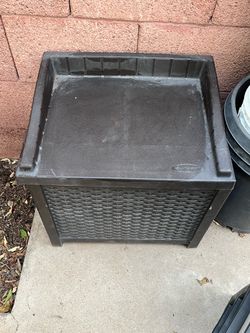 Suncast Outdoor Storage Box