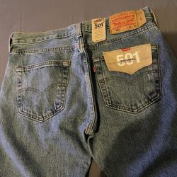 Levi 501 Blue Jean Pants 