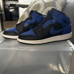 Royal Blue Jordan 1