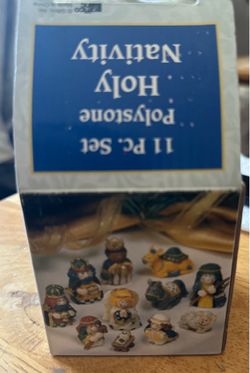 Vintage mini nativity