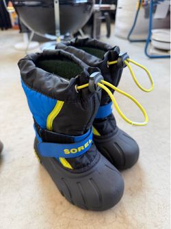 sorel winter boots kids size 9