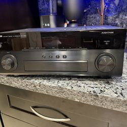 Yamaha RX-V860 AVENTAGE (NOT POWERING ON)