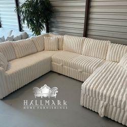Fluffy Pullout Bed & Storage Sectionals