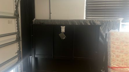 Queen bed frame and box