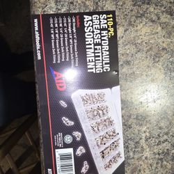 Hydraulic  Grease  Fitting  New