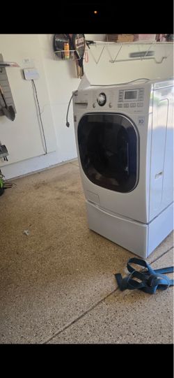 Washer and dryer like new pick up only