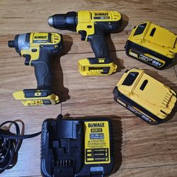 Dewalt 20v Drill Set