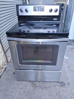 ⚡️$150 Whirlpool Stainless Steel Electric Stove with Self-Cleaning Oven Works Great⚡️90-Day Warranty⚡️Delivery Or Pick Up Available⚡️
