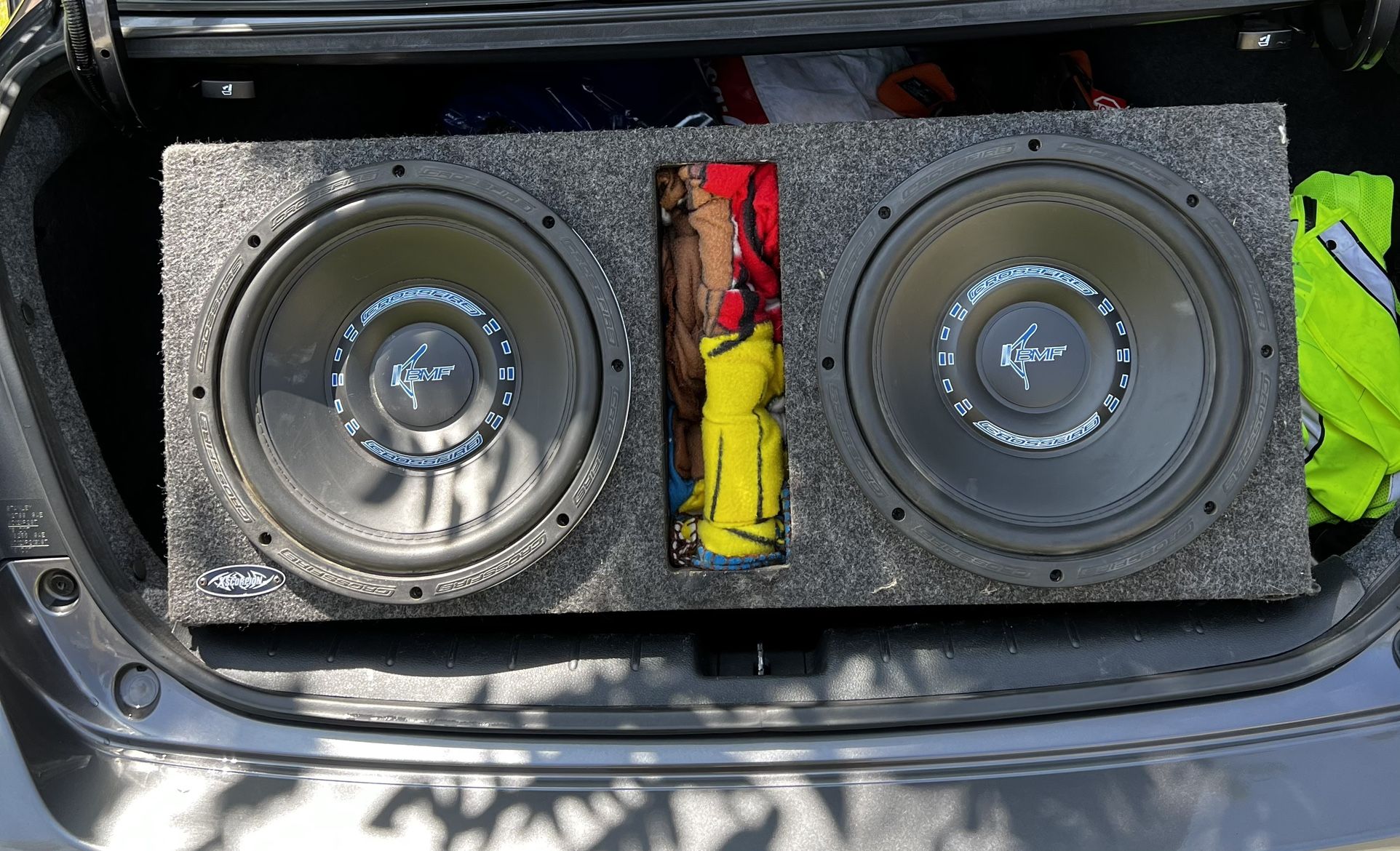 Subwoofers 12”