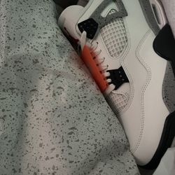 Jordan 4 White Cement Size 9.5 BRAND NEW WITH BOX 