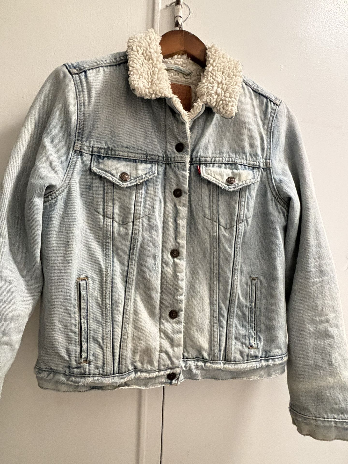 Levis Sherpa Trucker Jacket 