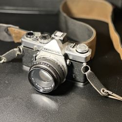 Olympus MD OM-1 35mm Film SLR Camera F. Zuiko Auto-S 50mm F/1.8 Lens