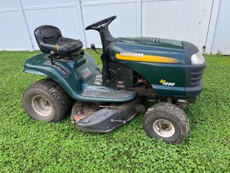 CRAFTSMEN RIDING MOWER LAWNMOWER W/ REVERSE RUNS EXCELLENT