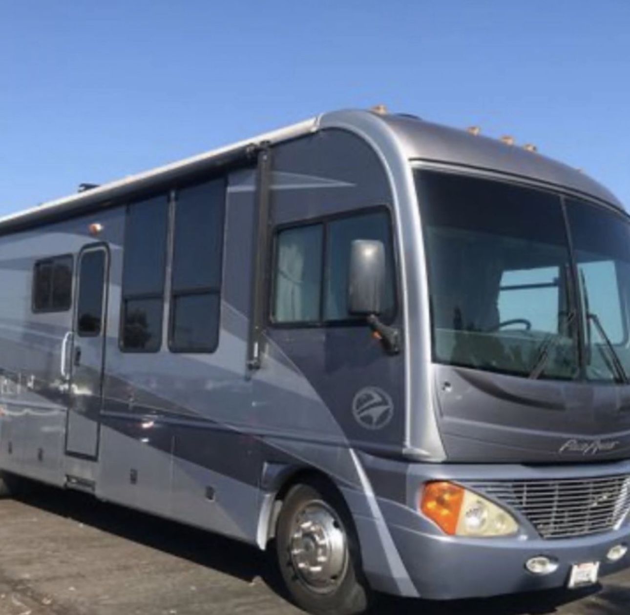 Fleetwood Pace Arrow 37A