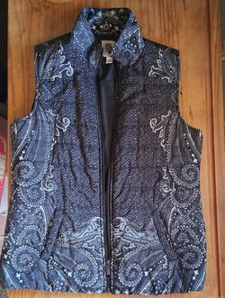 Dress Barn Small 100% Polyester Very Lightweight Vest