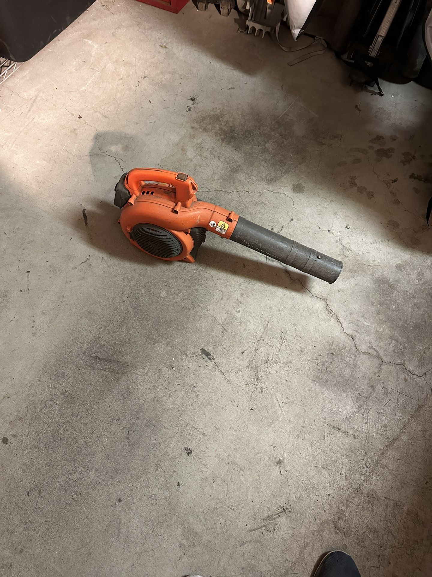 Gas Leaf Blower