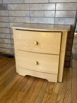2-Drawer Nightstand – Needs Repairs / Restoration – $5