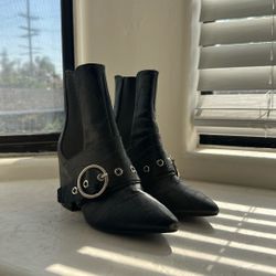 Black Leather Boots