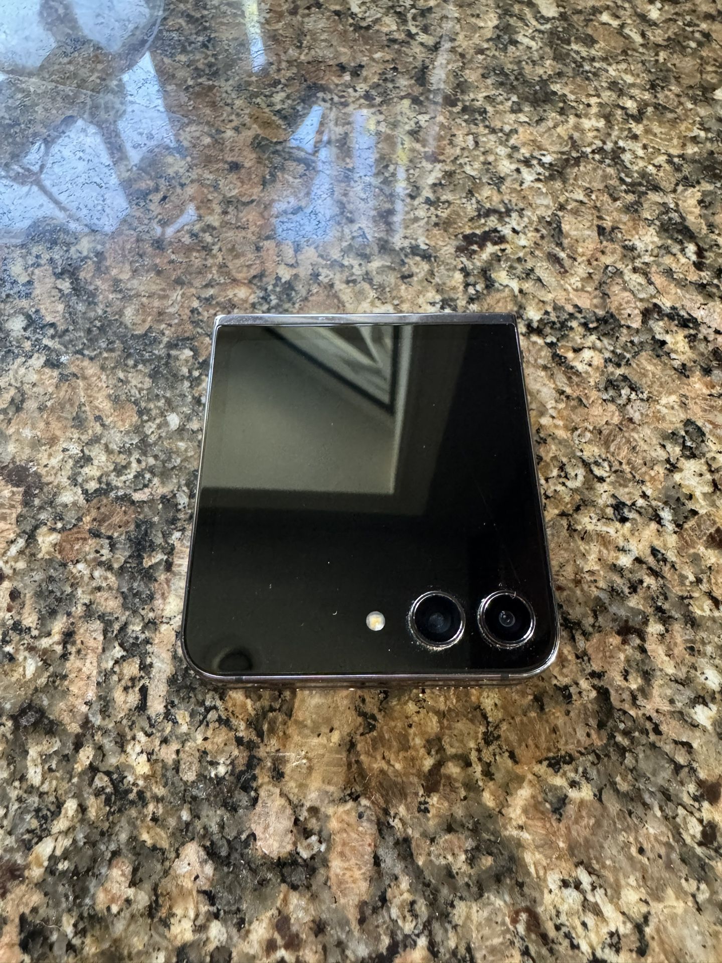 Samsung Galaxy Z Flip 5 Unlocked 256 GB Fully Working