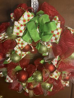 23” Christmas Wreath