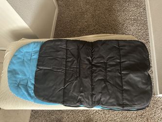 Stroller blanket insert