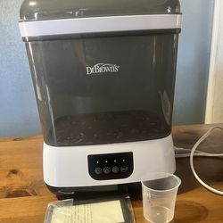 Baby bottle sterilizer and dryer