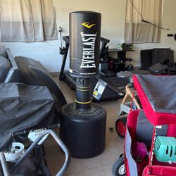 EVERLAST POWERCORE FREE STANDING HEAVY BAG