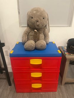 Kids toy chest