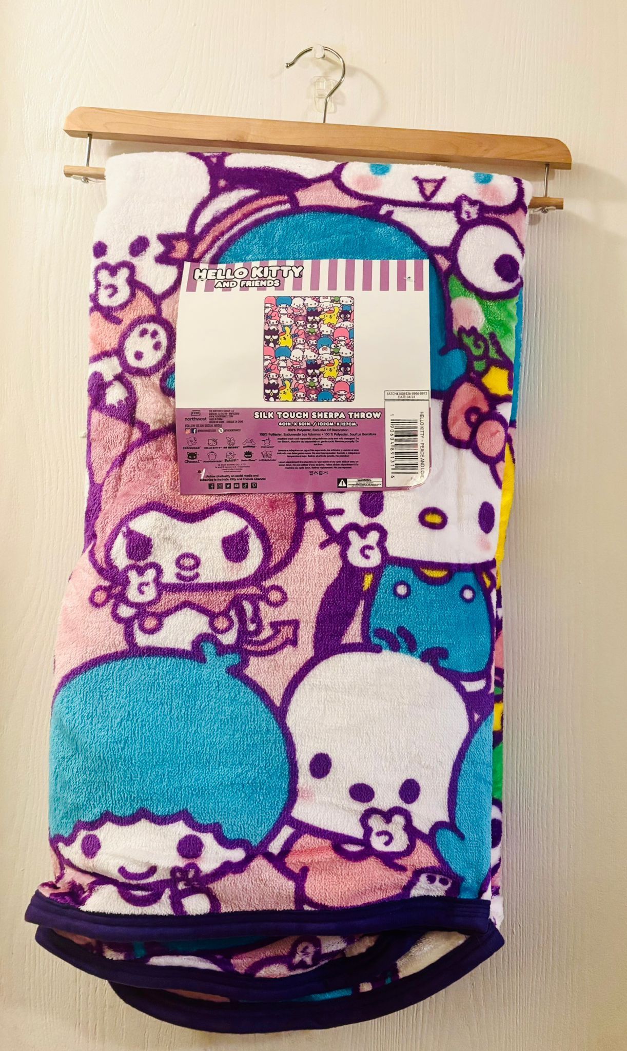 New Hello Kitty Blanket