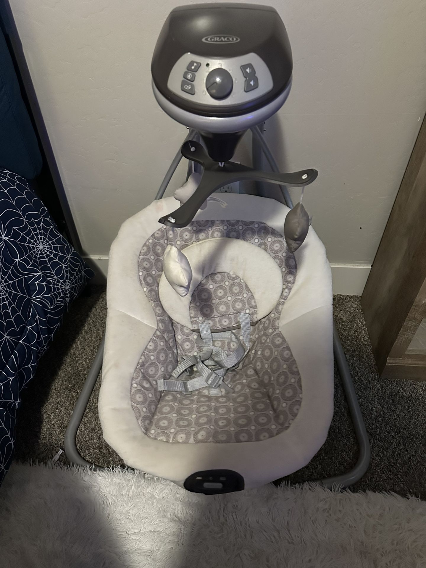graco baby swing