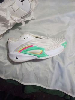 Jordan semi nuevos