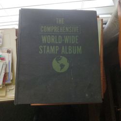 1965 Vintage Minkus Comprehensive World Wide Stamp Album With 100s Of Stamps