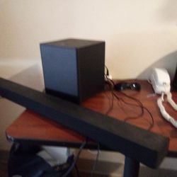 Vizio Sound bar And Subwoofer W/Remote