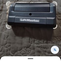 Liftmaster  811LM  Available Today $25 Cash 