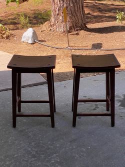 2 Stools