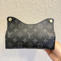 Tissue holder