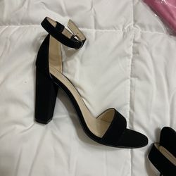 Black Heels Size 7